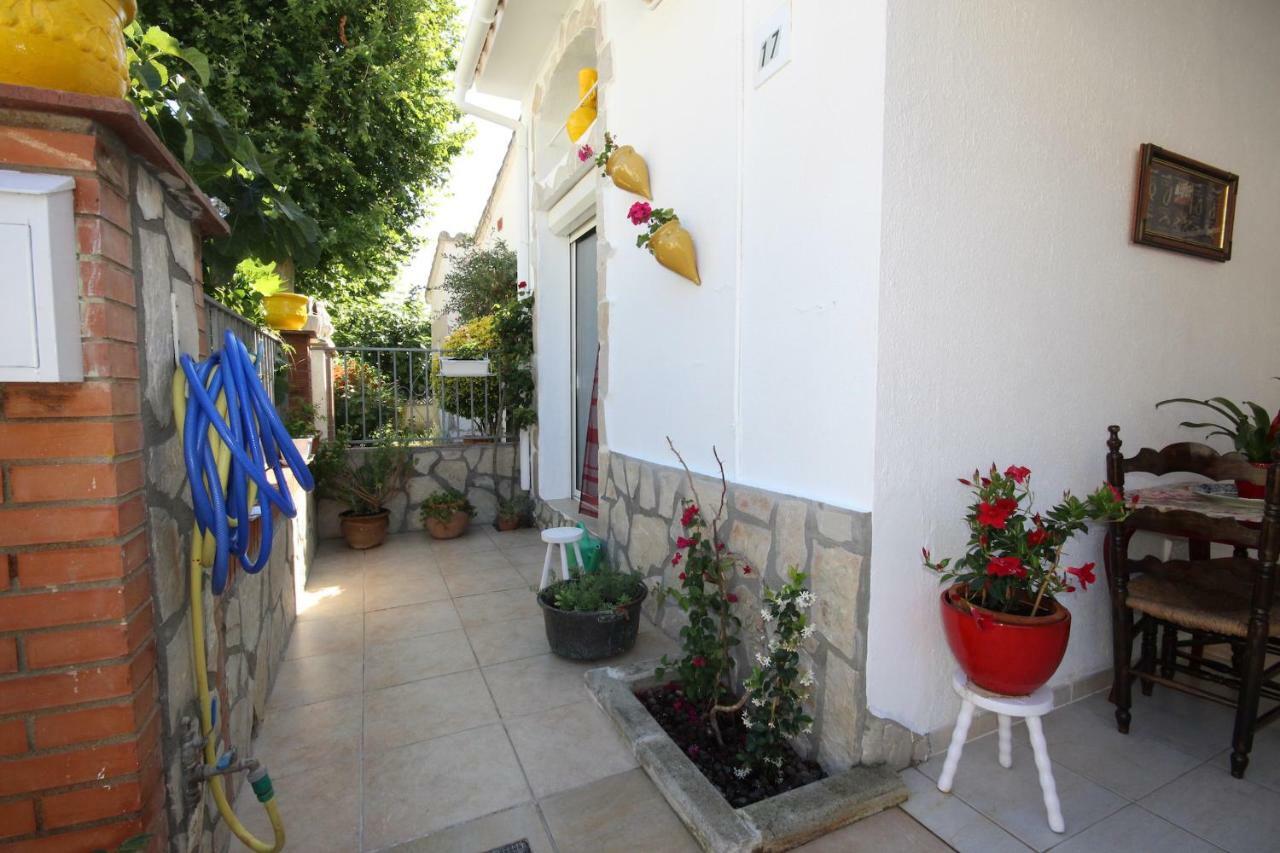 Maison De Vacances A Empuriabrava "Oasis" Villa Luaran gambar