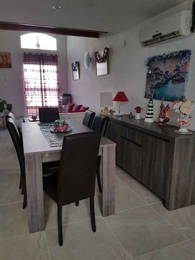 Maison De Vacances A Empuriabrava "Oasis" Villa Luaran gambar